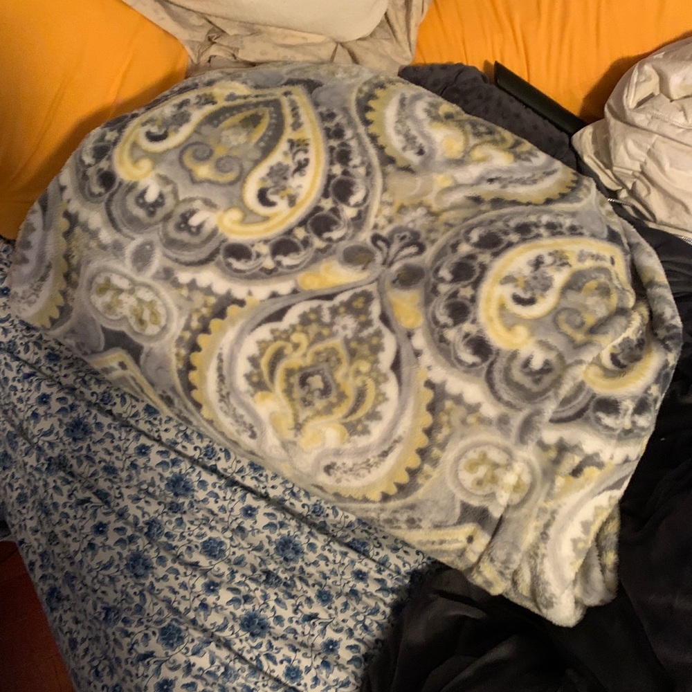 King size fuzzy blanket!